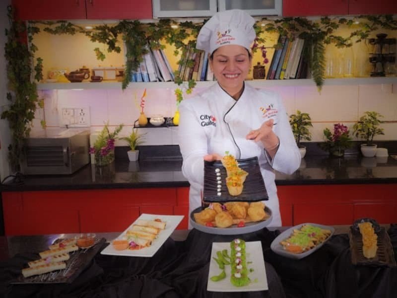 COOK AND BAKE ACADEMY