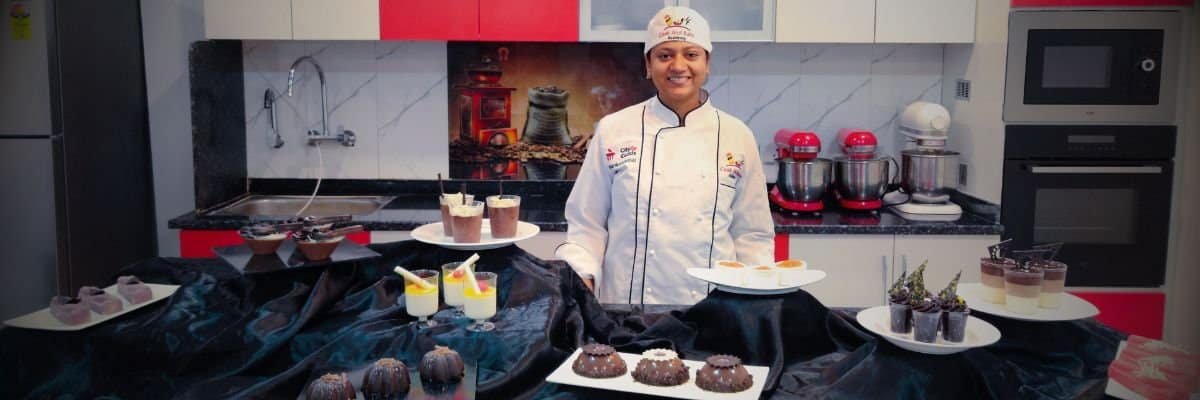 COOK AND BAKE ACADEMY